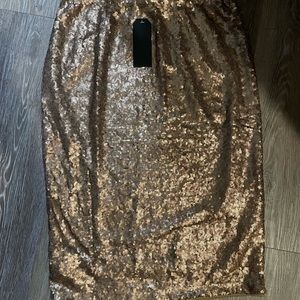 NWT-Gold Sequin Skirt